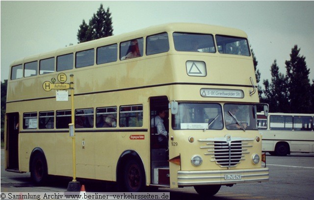 D2U 1629 gehrt heute zum Fuhrpark der Arbeitsgemeinschaft Traditionsbus (ATB). Abbildung: Hof Lichtenberg